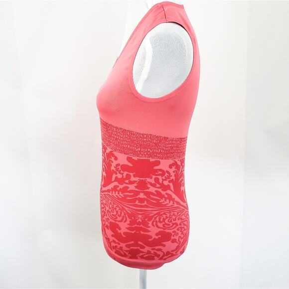 Reebok Form Fitting Tank Medium Coral Pink vneck Workout Athletic Exercise - Picture 4 of 6